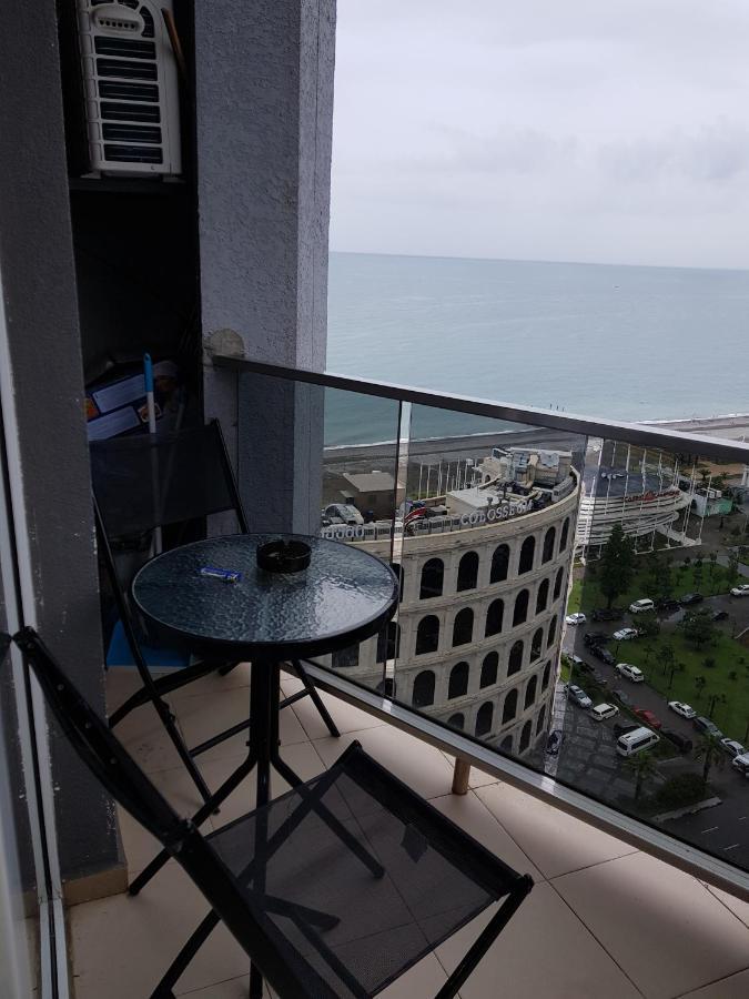 Apart Hotel Luxor Batumi Exterior foto
